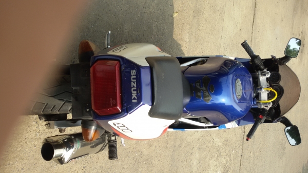 ขายgsx400 45000ติดต่อ0890881634บลู ขายgsx400 45000ติดต่อ0890881634บลู