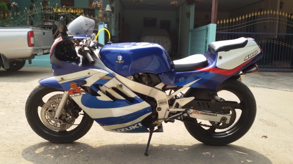 ขายgsx400 45000ติดต่อ0890881634บลู ขายgsx400 45000ติดต่อ0890881634บลู