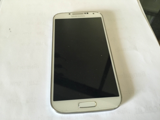 ขาย Samsung Galaxy S4 เครื่องยังมีประกัน