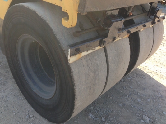 รถบดสั่นสะเทือน 4ตัน Sumitomo รุ่น3 นำเข้าจากญี่ปุ่น มีเอกสารยืนยัน 086-303-9797 กู๋อ๋า รถบดสั่นสะเทือน 4ตัน Sumitomo รุ่น3 นำเข้าจากญี่ปุ่น มีเอกสารยืนยัน 086-303-9797 กู๋อ๋า