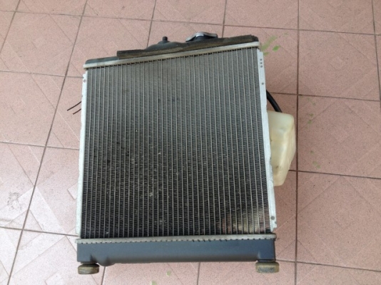 หม้อน้ำติดพัดลม CIVIC ตาโตของเก่าญี่ปุ่นสภาพสวย