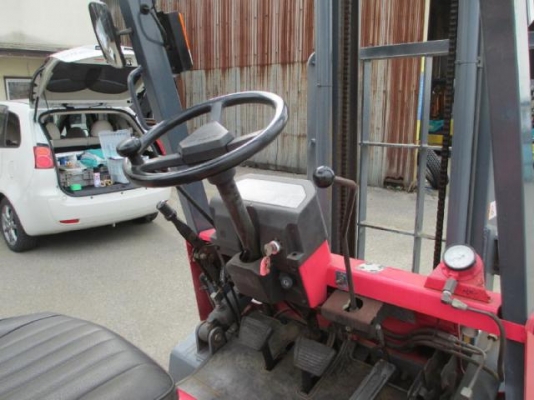 ขายฟอร์คลิฟต์ NISSAN  1.5 TON  ,  เกียร์ AT  เสายกสูง 4 เมตร GASOLINE , สภาพเดิมแท้จากญี่ปุ่น