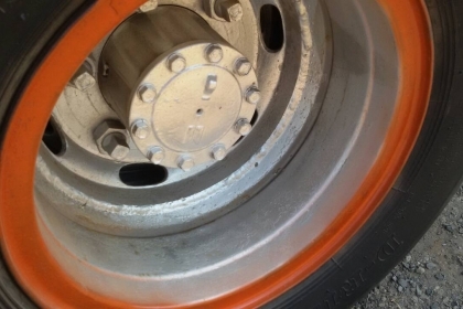 หกล้อดั้ม อีซูซุ NPR115 เกียร์สั้นรถห้าง สภาพดีสวยๆเดิมทั้งคัน ดั้มต่อใหม่5คิวยังไม่เคยบรรทุกดิน ทะเบียนพร้อมโอน