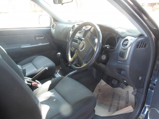 ขาย ISUZU - D-MAX - HI LANDER SPACE CAB 2.5 Ddi i-TEQ MT 380000 ขาย ISUZU - D-MAX - HI LANDER SPACE CAB 2.5 Ddi i-TEQ MT 380000