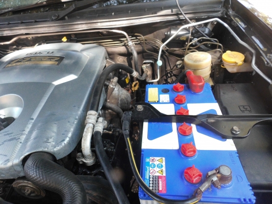 ขาย ISUZU - D-MAX - HI LANDER SPACE CAB 2.5 Ddi i-TEQ MT 380000 ขาย ISUZU - D-MAX - HI LANDER SPACE CAB 2.5 Ddi i-TEQ MT 380000