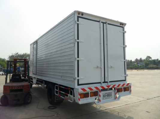 ขายรถ isuzu FTR 195 2540 700,000 บาท/คัน