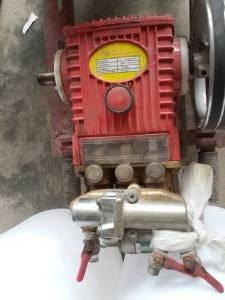 เครื่องพ่นยา 3 สูบเครื่อง 5.5  แรง