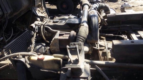 ขาย 6 ล้อดั้ม NPR หัวการ์ตูน 130 แรง เทอร์โบ F หลัง