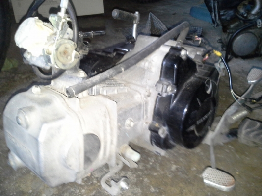 ขายเครื่องเวฟ125 และ 110i ขายเครื่องเวฟ125 และ 110i