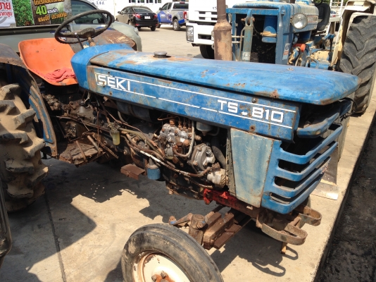 แทรคเตอร์ อิเซกิ TS2810