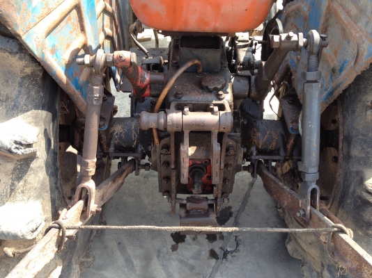 แทรคเตอร์ อิเซกิ TS2810 แทรคเตอร์ อิเซกิ TS2810