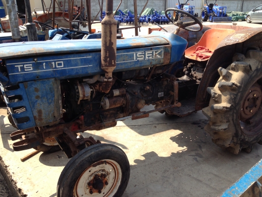 แทรคเตอร์ อิเซกิ TS2810 แทรคเตอร์ อิเซกิ TS2810