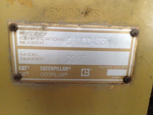 ขายรถตัก 924F   086-446-7300