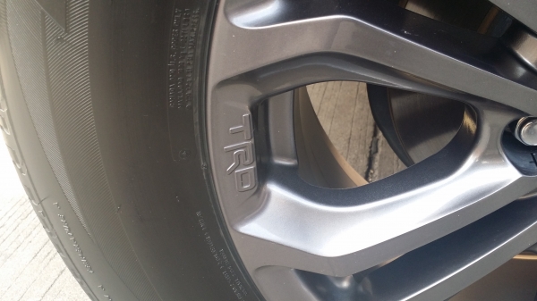 ขายด่วน ล้อแม็กTRD ขอบ18 แท้ของTOYOTA ฟอร์จูนเนอร์ ยางเปลียนใหม่ได้26วันครับ เอาล้อเดิมมาเทินได้ครับ