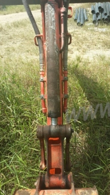 บูมอาม+บุ้งกี๋ ยี่ห้อ KUBOTA  ขนาด 3 ตัน