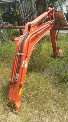 บูมอาม+บุ้งกี๋ ยี่ห้อ KUBOTA  ขนาด 3 ตัน