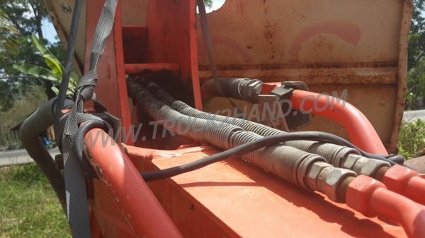 บูมอาม+บุ้งกี๋ ยี่ห้อ KUBOTA  ขนาด 3 ตัน