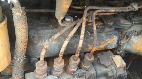 รถแทรกเตอร์ KOMATSU รุ่น D20P -5 รถแทรกเตอร์ KOMATSU รุ่น D20P -5