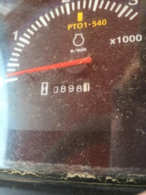 ขายรถไถพร้อมใช้ L4708 สวยมากๆ 898 ชั่วโมง ขายรถไถพร้อมใช้ L4708 สวยมากๆ 898 ชั่วโมง