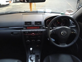 Mazda 3 TOP สุด ดาวน์น้อย น้อย รถสวยจัด จัด คันนี้เลยจ้า