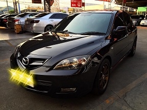 Mazda 3 TOP สุด ดาวน์น้อย น้อย รถสวยจัด จัด คันนี้เลยจ้า
