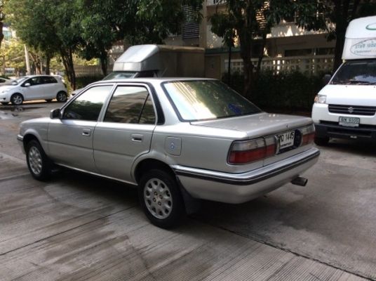 ขายรถโตโยต้า โคโรล่า ee90 เครื่อง1.5 เกียร์ธรรมดา ภายในสวยเดิมเบาะหนัง แอร์เย็นฉ่ำ ตัวถังสีเต็มเงามีริ้วรอยเล็กน้อย ล้อแม็ก รถขับดี ประหยัด พร้อมใช้ ภาษีไม่ขาด ขับกลับได้เลยครับ