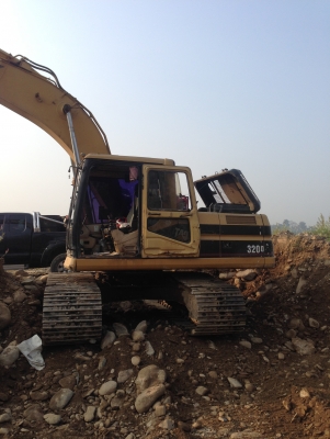 ขาย CAT320V2 สภาพสวยพร้อมใช้งาน