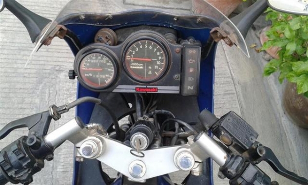 ขาย Kawasaki Micro Magnum หม้อน้ำทะเบียนโอนราคา 14000 บาท