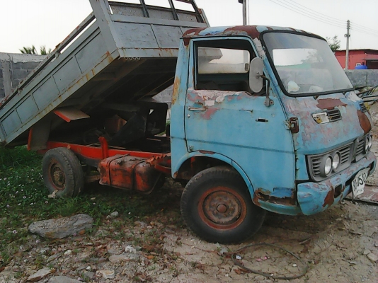 ขายโลตาลี่รถไถคูโบต้า สอบถามได้  ตัวละ 8,500 ตามสภาพ