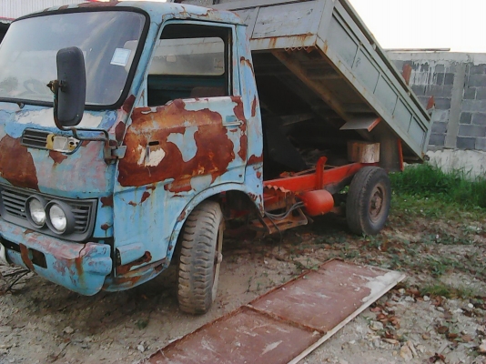 ขายโลตาลี่รถไถคูโบต้า สอบถามได้ ตัวละ 8,500 ตามสภาพ ขายโลตาลี่รถไถคูโบต้า สอบถามได้ ตัวละ 8,500 ตามสภาพ