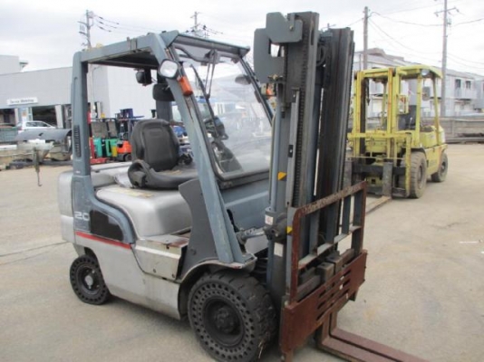 ขายฟอร์คลิฟต์ NISSAN  2.0 TON  ,( เครื่องยนต์หัวฉีดรุ่นใหม่ )  เกียร์ AT  เสายกสูง 3 เมตร ใช้งานประหยัด 2 ระบบ , สภาพเดิมแท้จากญี่ปุ่น   สีเดิมและตัวถังสภาพเดิมจากญี่ปุ่น