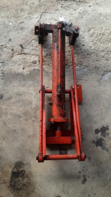 กระบอกดัมพ์พร้อมขา