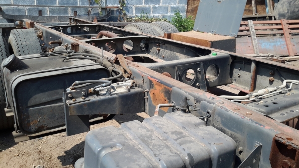 รถหกล้อISUZUล๊อกกี้  เครื่อง6BD1- 16Oแรง  หัวคัชชี ยาว5เมตร20