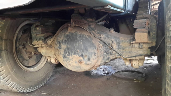 รถสิบล้อดั้ม2เพลา  จัมโบ้  เครื่อง220แรง  สภาพพร้อมใช้