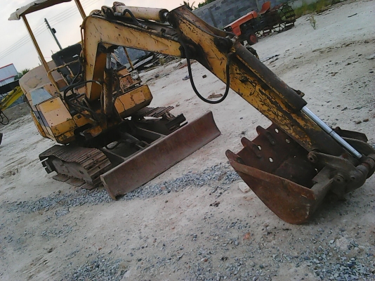 ขายแบ็คโฮ KOMATSU PC20-6 ขายแบ็คโฮ KOMATSU PC20-6