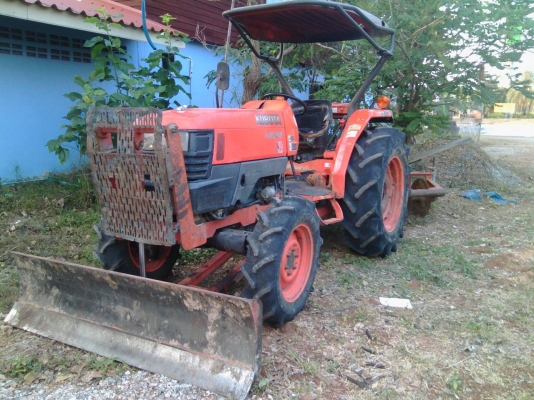 รถไถ KUBOTA L4508DTสภาพดีใช้น้อยไม่ใช่รถรับจ้าง