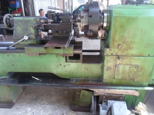 แท่นกลึง 6 ฟุต รุ่นหนัก  2 เพลา เกียร์บล็อก พร้อมใช้งาน ด่วน !!!  95,000