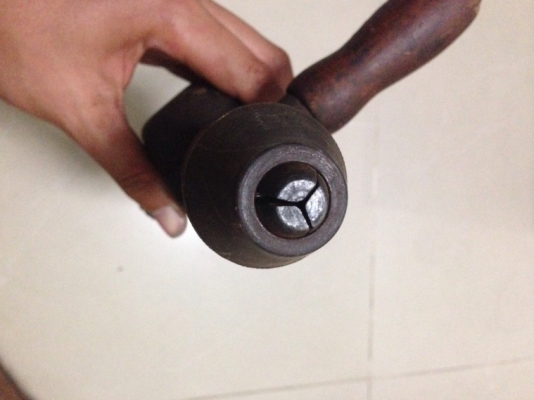 สว่านมือโบราณ