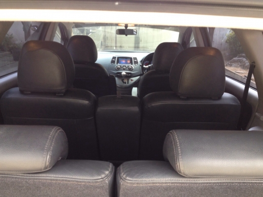 ขาย MITSUBISHI  SPACE  WAGON  2.4  ปี 2010