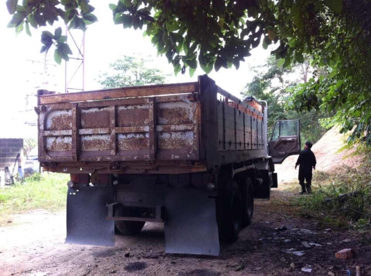 HINO F17 10 ดั้มพ์