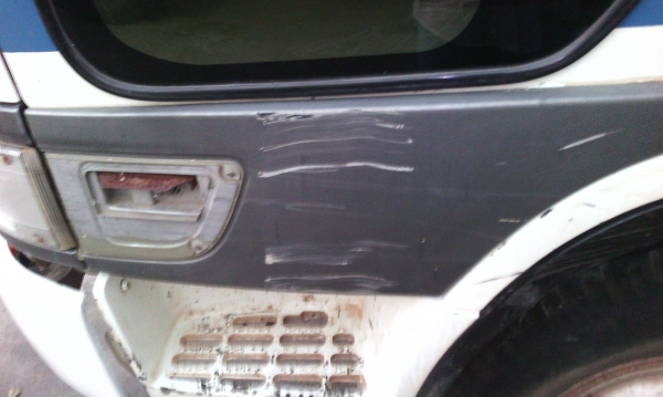 ขายด่วนรถโม้ปูนรถนําเข้ามีเล่มทะเบืยนโม้ตรง3.5คิวเครือง240แรง