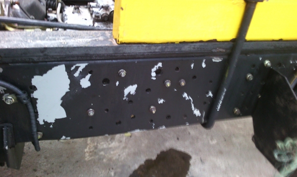 ขายด่วนรถโม้ปูนรถนําเข้ามีเล่มทะเบืยนโม้ตรง3.5คิวเครือง240แรง