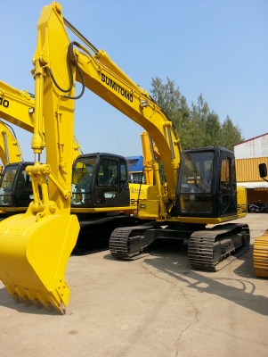 ขายรถขุด SUMITOMO SH200-5 มือสองนำเข้าจากญี่ปุ่น  ติดต่อวิภาดา 081-3194528