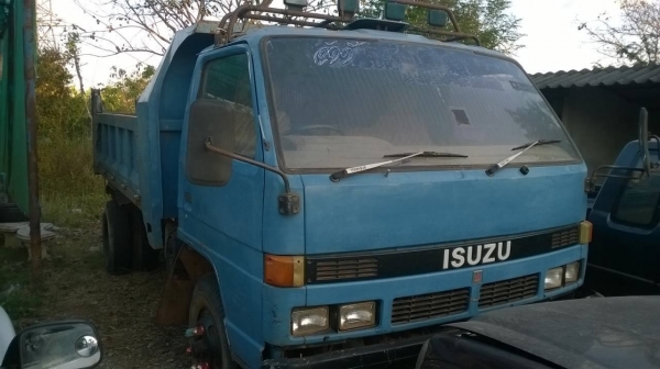 ขาย 6 ล้อดั้ม NPR57L เครื่อง 4BD1 115 แรงม้า คัสซีมีรอยเชื่อมต้องเก็บหน่อย F หน้า-หลัง พวงมาลัยพาวเวอร์ ทะเบียนพร้อม ราคาต่อรองได้ ขาย 6 ล้อดั้ม NPR57L เครื่อง 4BD1 115 แรงม้า คัสซีมีรอยเชื่อมต้องเก็บหน่อย F หน้า-หลัง พวงมาลัยพาวเวอร์ ทะเบียนพร้อม ราคาต่อรองได้