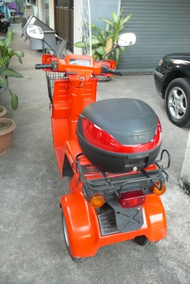 ขาย gyro x สีแดงส้ม สภาพดีมาก สตาร์ทมือได้