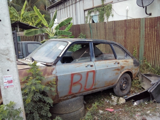 ขายยกคันแล้วคับ ขอบคุณคับ แยกอะไหล่โฟค์ 411 แกะทุกฃิ้นคับ