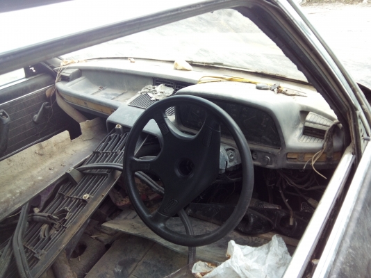 แกอะไหล่ BMW 520 E12 แกะทุกฃิ้น