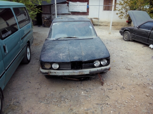 แกอะไหล่ BMW 520 E12 แกะทุกฃิ้น