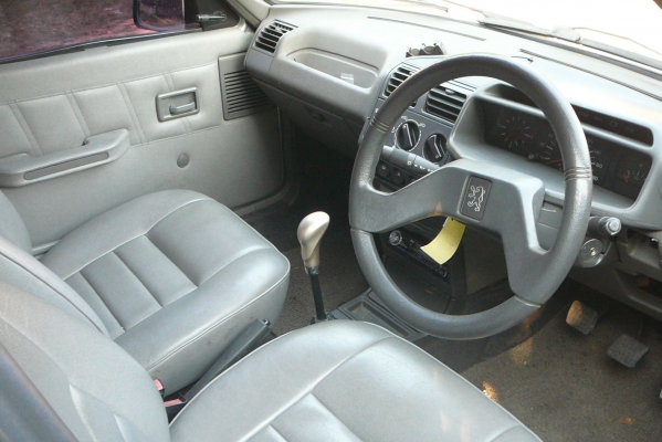 ขาย PEUGEOT 205 (โฉมปี93-97) 5 ประตู สีบรอนซ์เงิน, ติดแก๊ส LPG แล้ว ขาย PEUGEOT 205 (โฉมปี93-97) 5 ประตู สีบรอนซ์เงิน, ติดแก๊ส LPG แล้ว