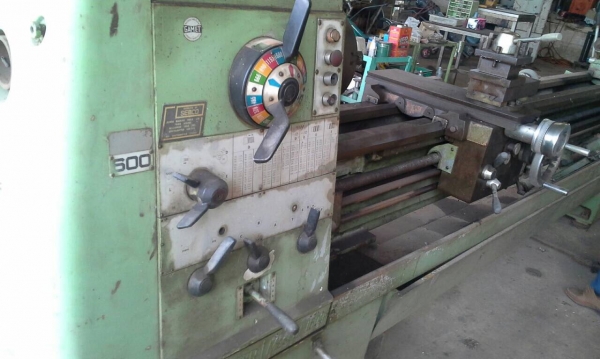 ขายเครื่องกลึงอังกฤษcolchesterยาว13ฟุตพวงมาลัยขวาสามเพลาเบรคไฟฟ้า